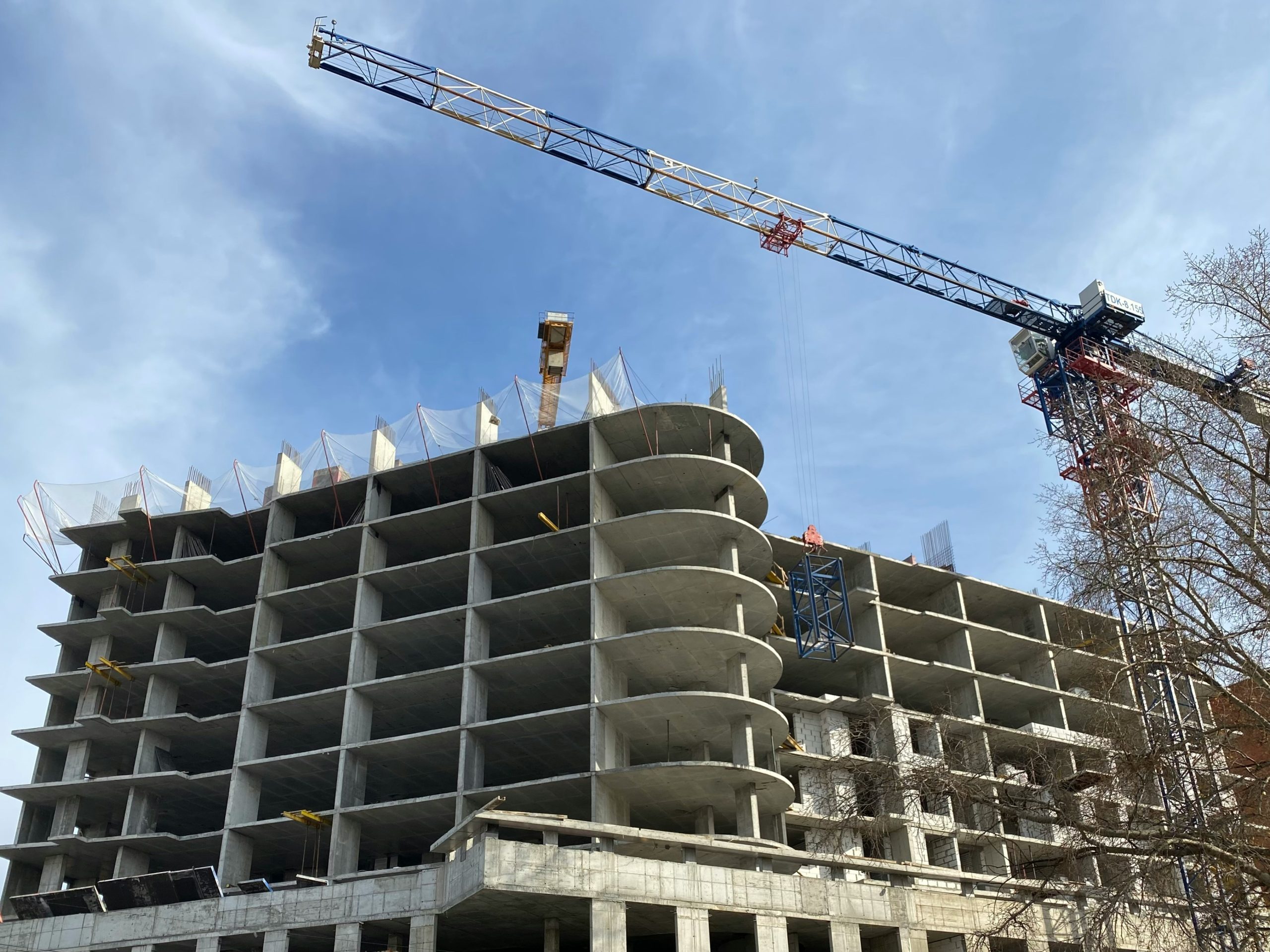 مدیریت ساخت ساختمان در حال ساخت در پردیس