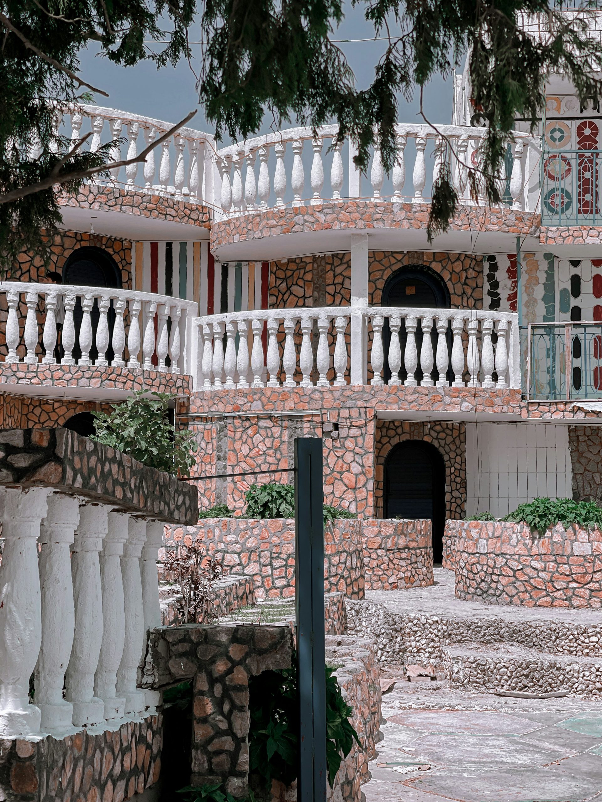 ساخت ویلا روستیک در هشت بهشت