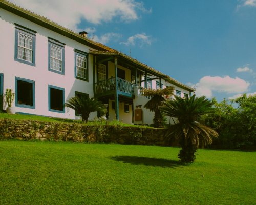 یک باغ ویلا کهنه ساخت